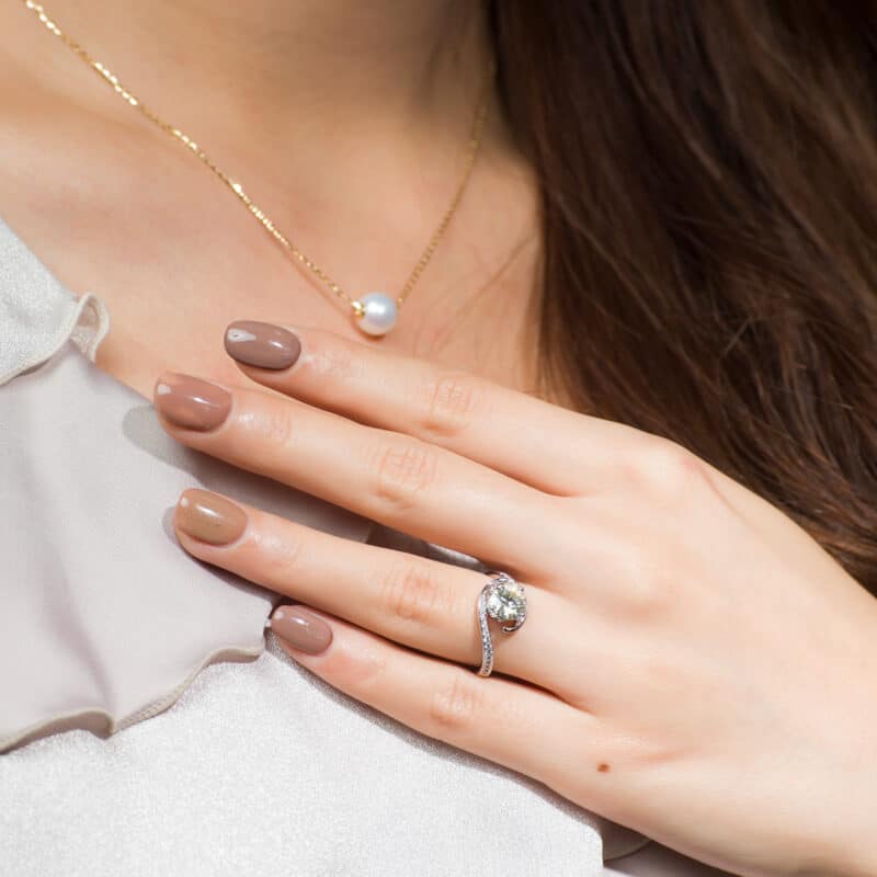 Floating Pearl Necklace