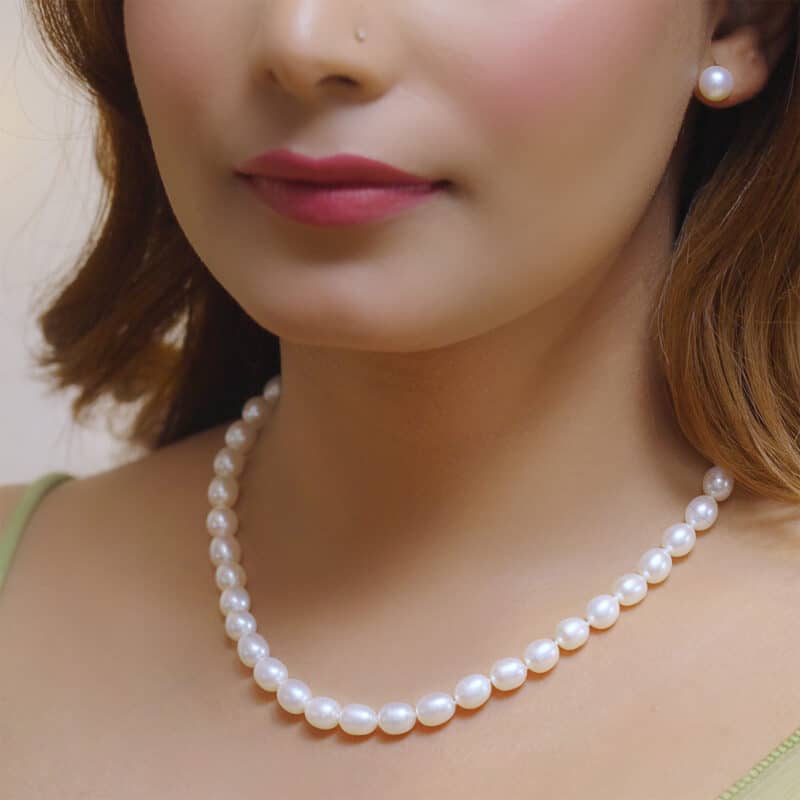 Freshwater White Pearl Ear Studs/AAA+