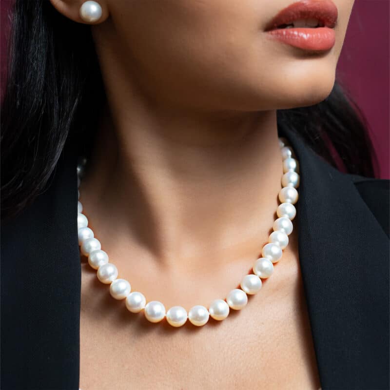 Jackie Premium Round Pearl Necklace