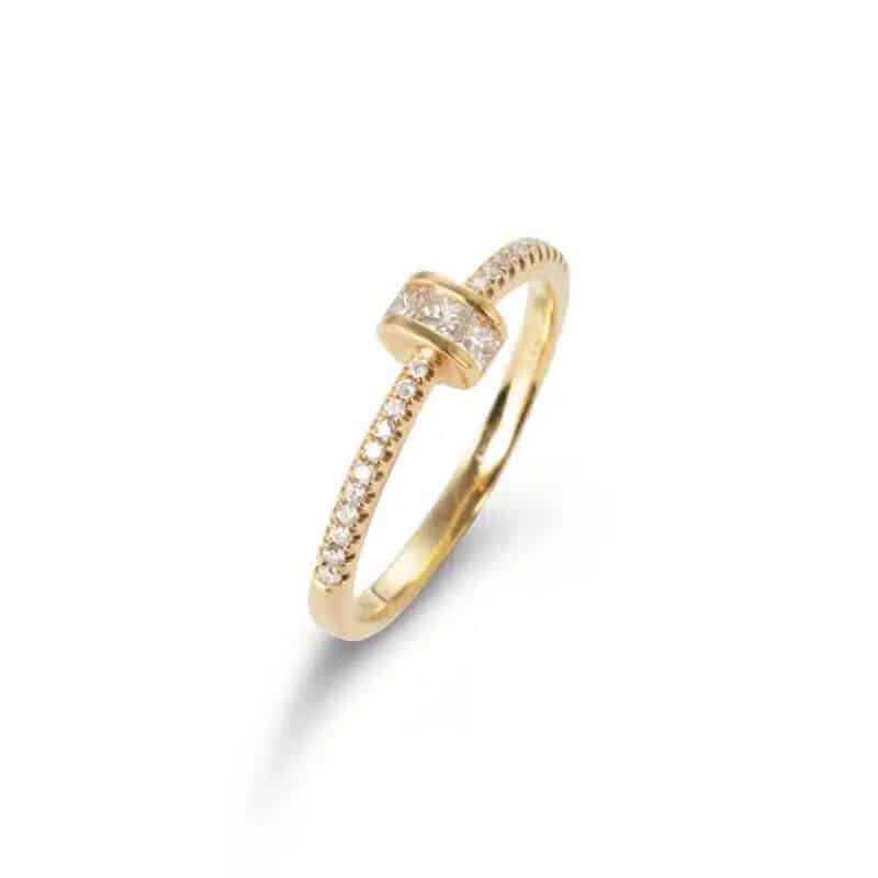 Amour Ring