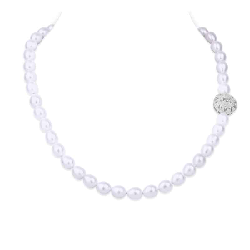 Bella White Oval Pearl Necklace /Moonstone Clasp