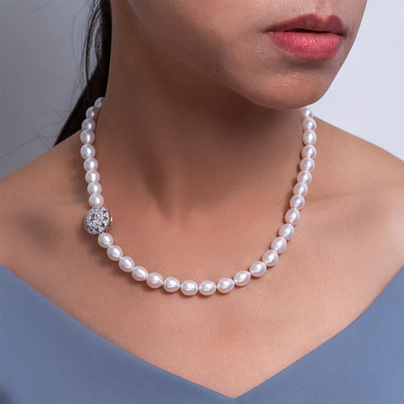 Bella Lavender Oval Pearl Necklace / Moonstone  Clasp / 23 Inches