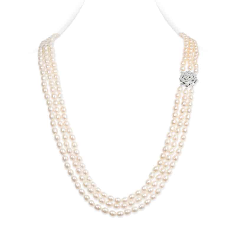 Cher 3 Strands Pearl Necklace/ Oval White