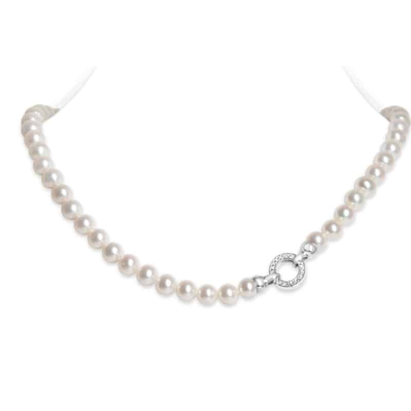 Claire Round Pearl Necklace