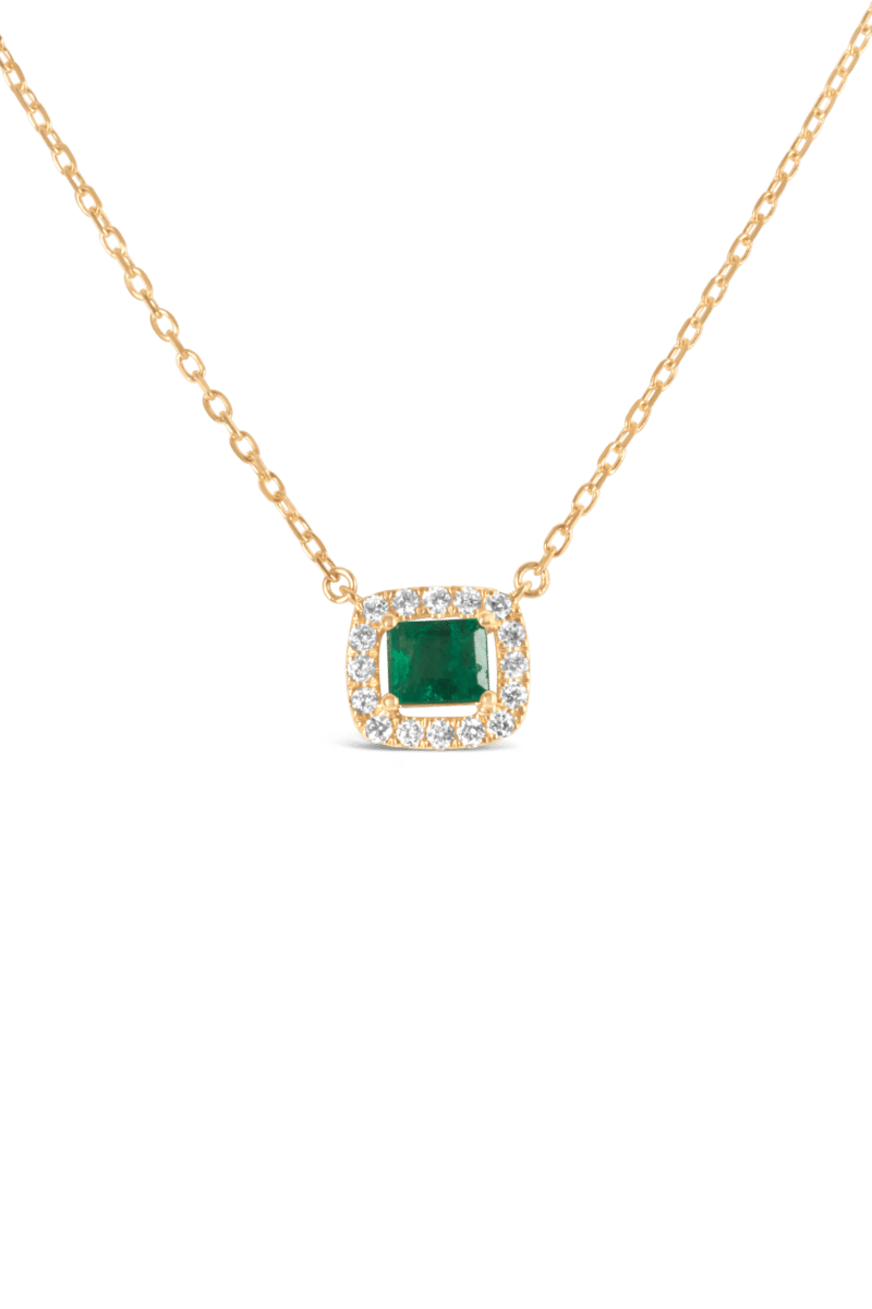 La Vie Emerald Single Halo Necklace