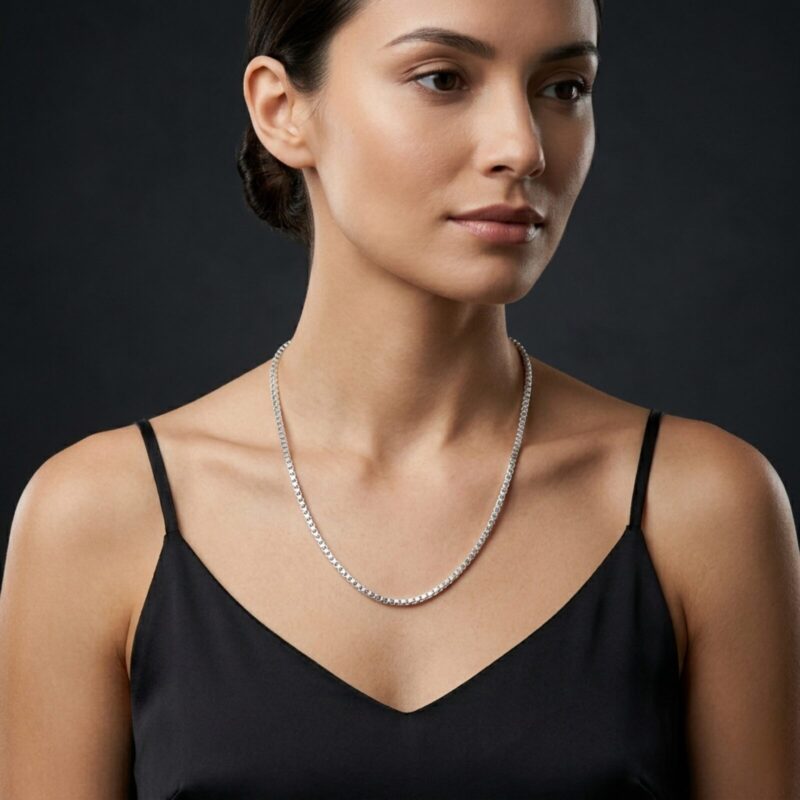 Silver Chain/ Box