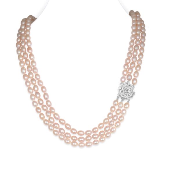 Cher 3 Strands Pearl Necklace/ Oval Peach