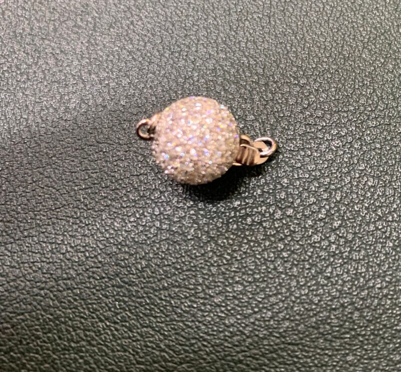 WhatsApp-Image-2026-06-01-at-17-08-08.jpeg (Part)Pave Ball Clasp/Silver